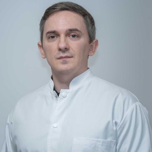 Dr. Humeniuc Gabriel